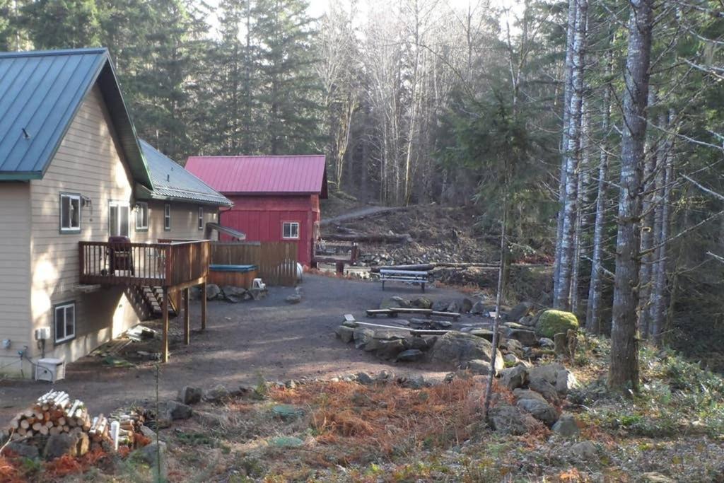 Mountainside Chalet - Tiny Home باكوود المظهر الخارجي الصورة